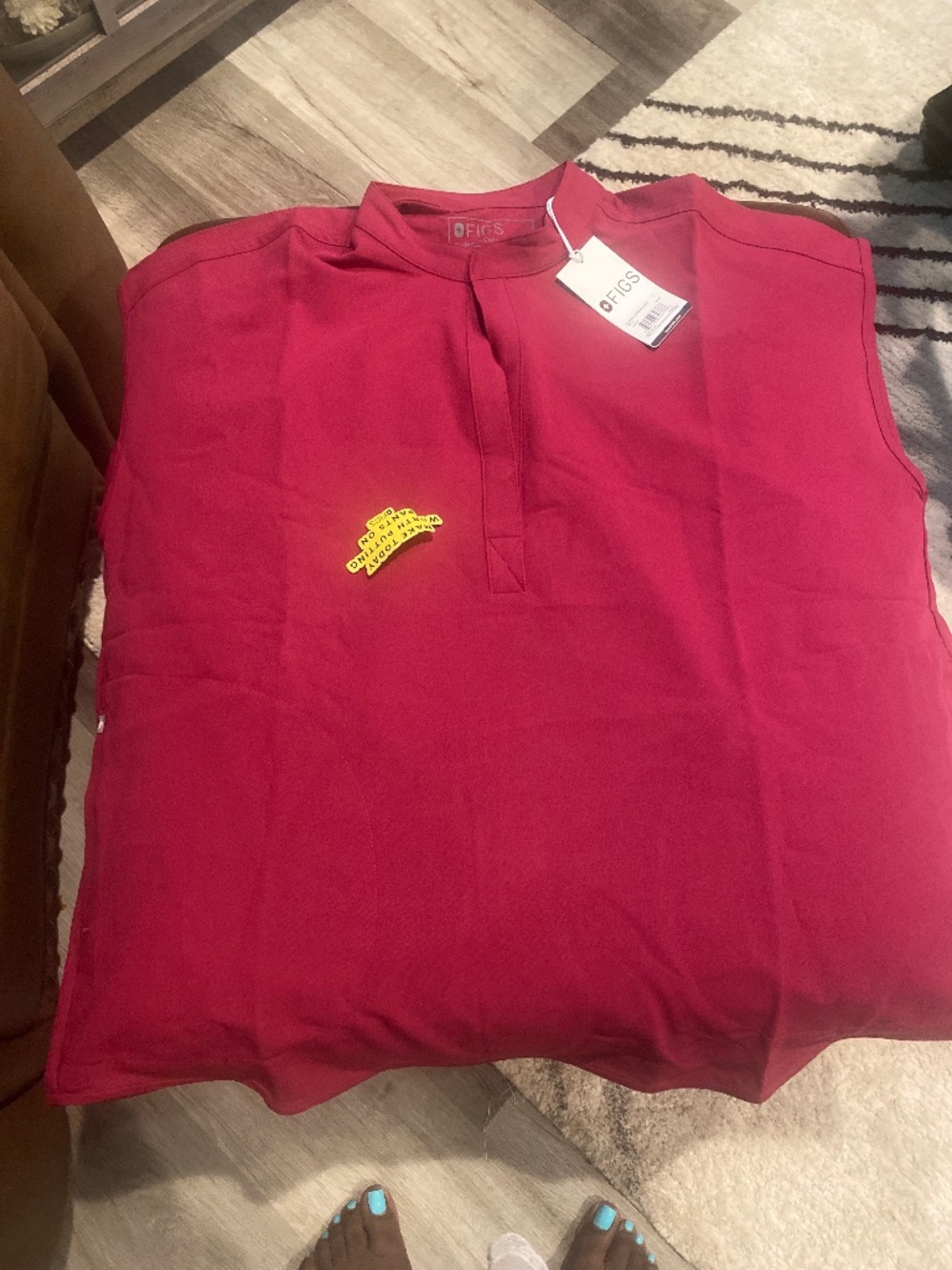 Figs uniform tops